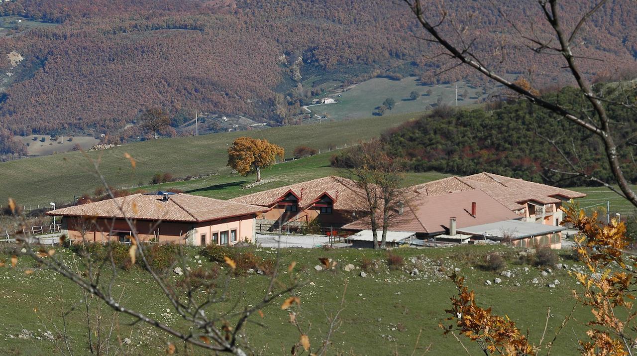 Hotel Pietrapanna Calvello Extérieur photo